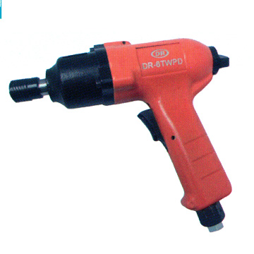 輪胎拆裝/機械及全般性螺絲組裝作業